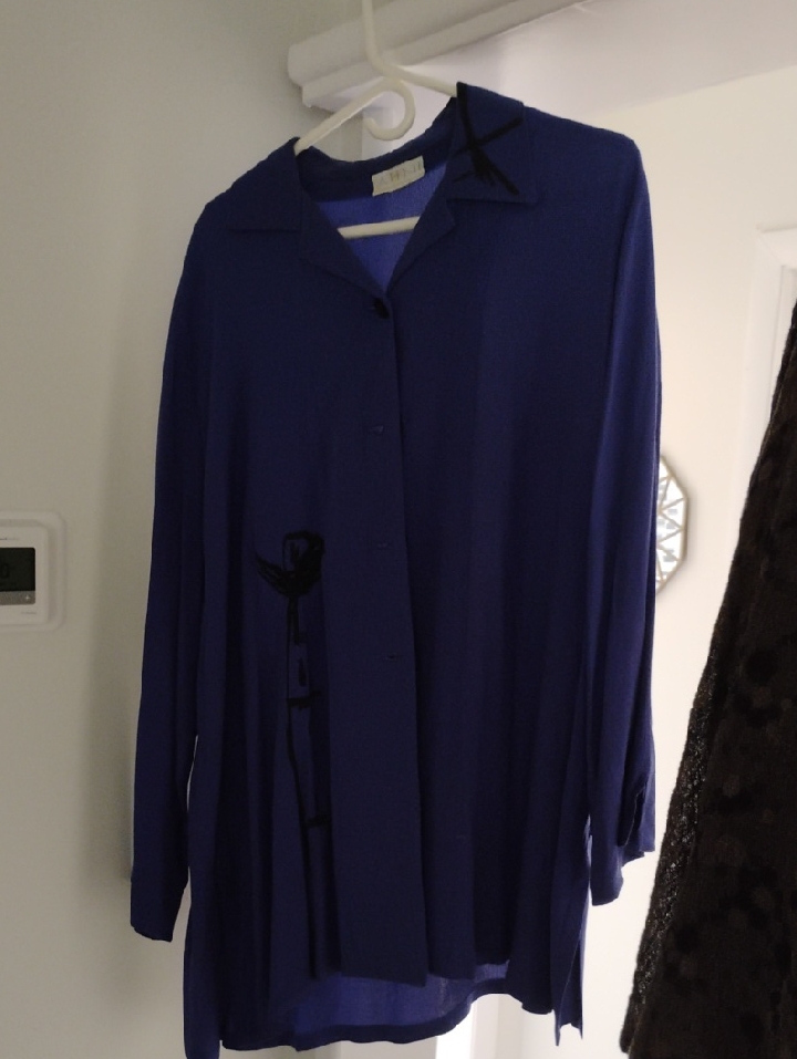 Button-Down Long Sleeve Shirt In Deep Blue
